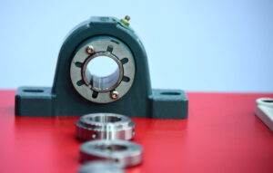 Mancal de deslizamento sobre a mesa.